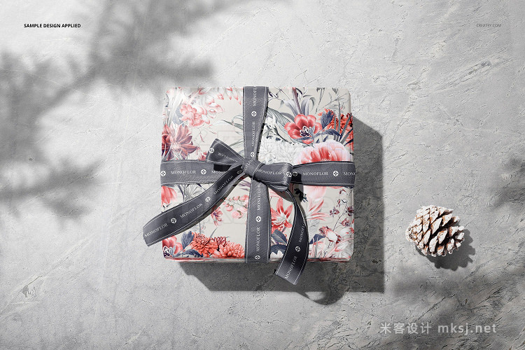 PS样机礼品盒包装纸丝带剪刀场景 Gift Box Wrapping Paper Mockup Set